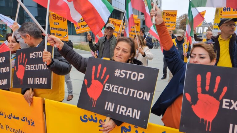 Uit protest tegen de ongekende escalatie van de golf van executies, het opleggen van de doodstraf aan politieke gevangenen en de harde onderdrukking van jongeren, moedjahedien en opstandelingen door het heersende regime in Iran, wordt er een spoedprotestactie gehouden voor de ambassade van het regime in Brussel.